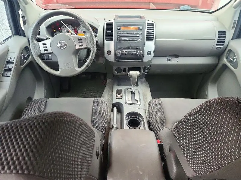 2012 NISSAN FRONTIER S  