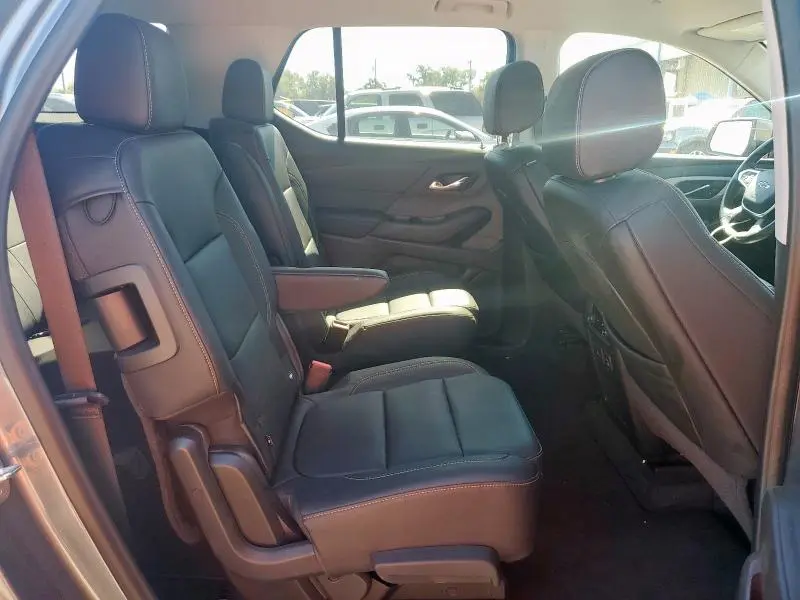 2021 CHEVROLET TRAVERSE RS  