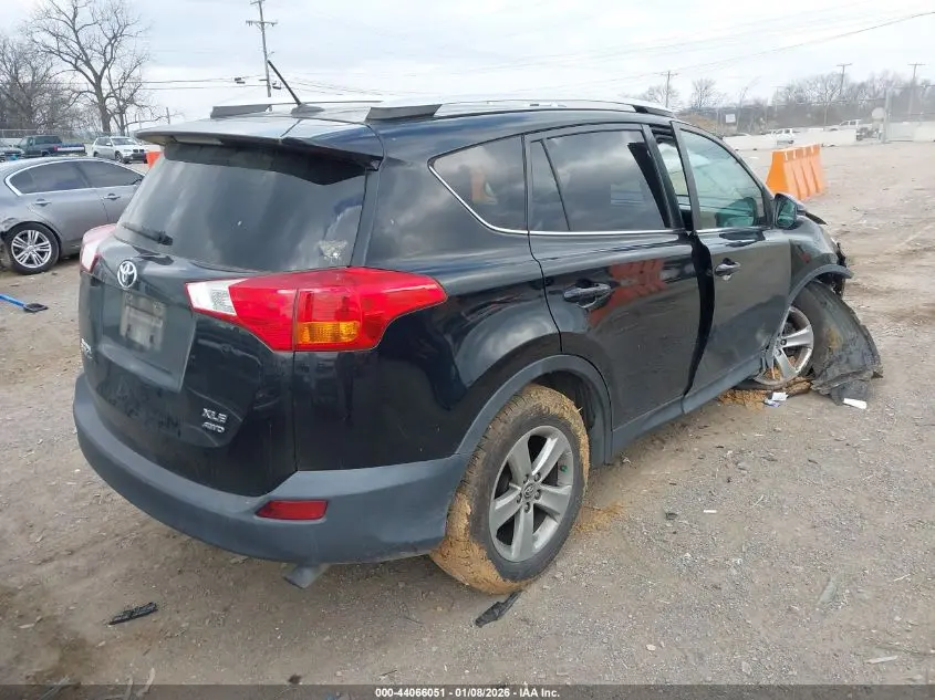 2015 TOYOTA RAV4 XLE