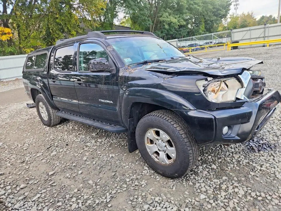 2013 TOYOTA TACOMA V6  