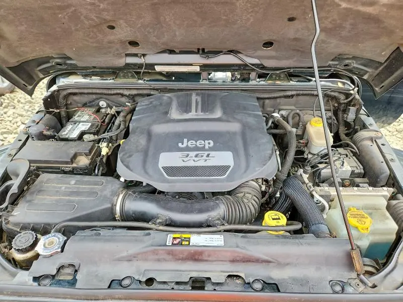 2012 JEEP WRANGLER SAHARA  