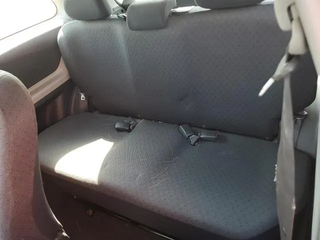 2010 TOYOTA YARIS   