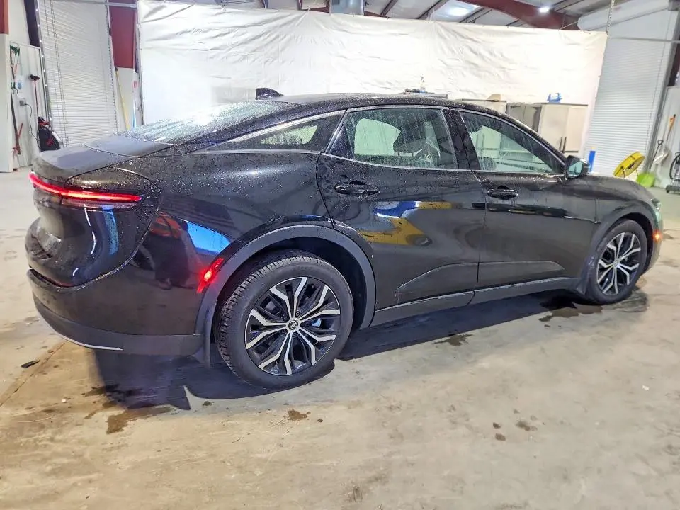 2023 TOYOTA CROWN LIMITED  