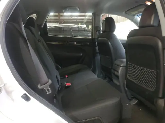 2014 KIA SORENTO LX