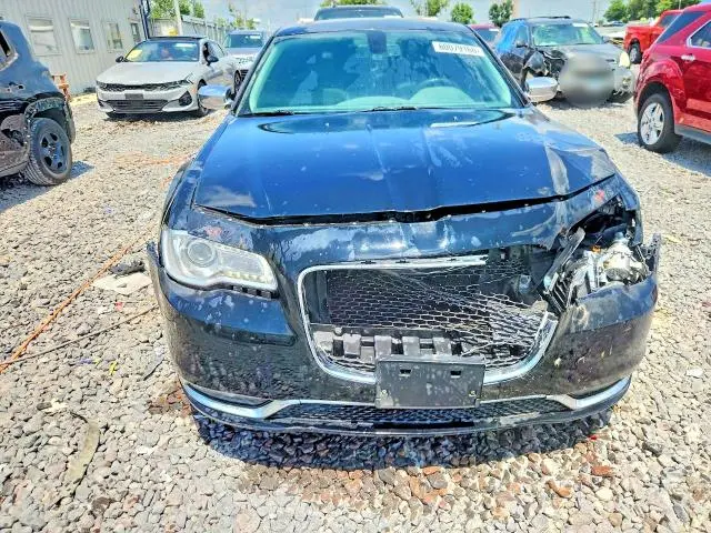 2017 CHRYSLER 300C   