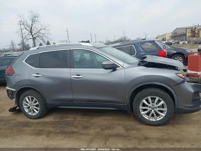 2018 NISSAN ROGUE SV