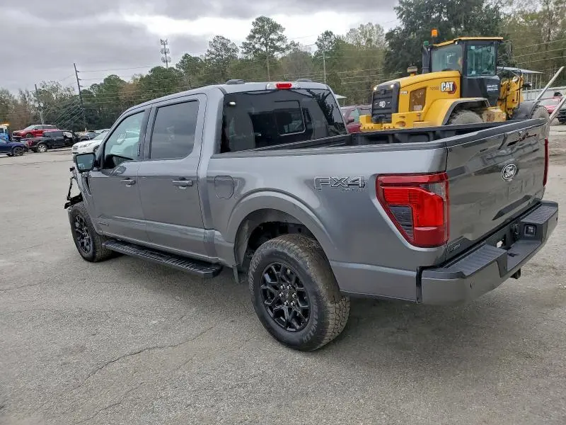 2024 FORD F150 XLT  