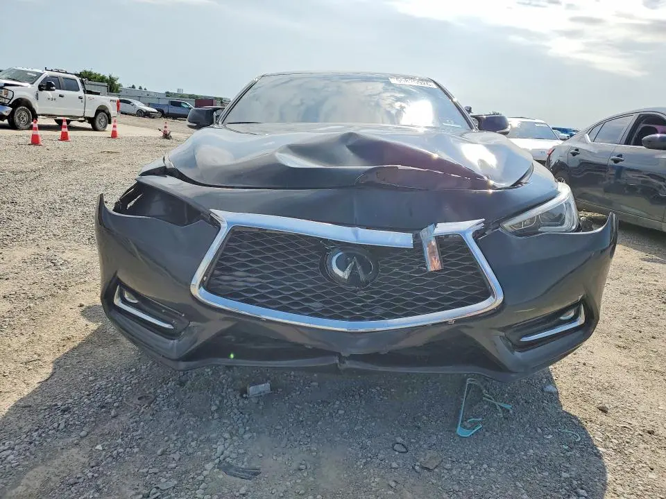 2019 INFINITI Q60 3.0T LUXE  