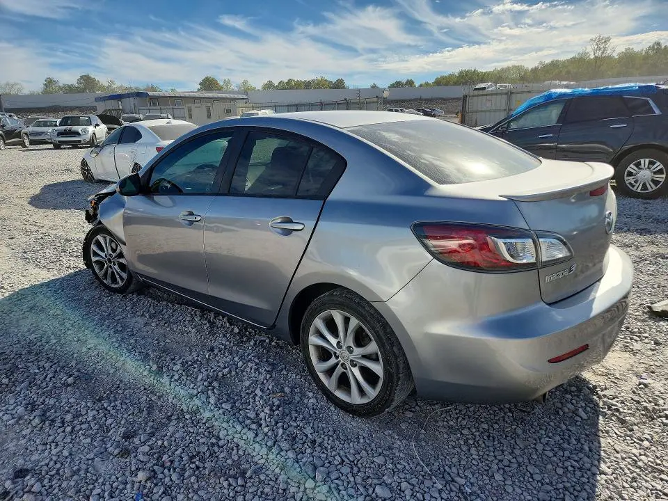 2011 MAZDA 3 S  