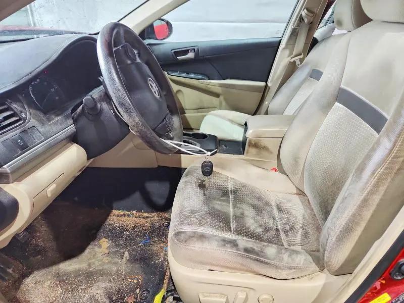 2013 TOYOTA CAMRY LE  