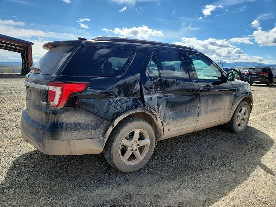 2017 FORD EXPLORER XLT  