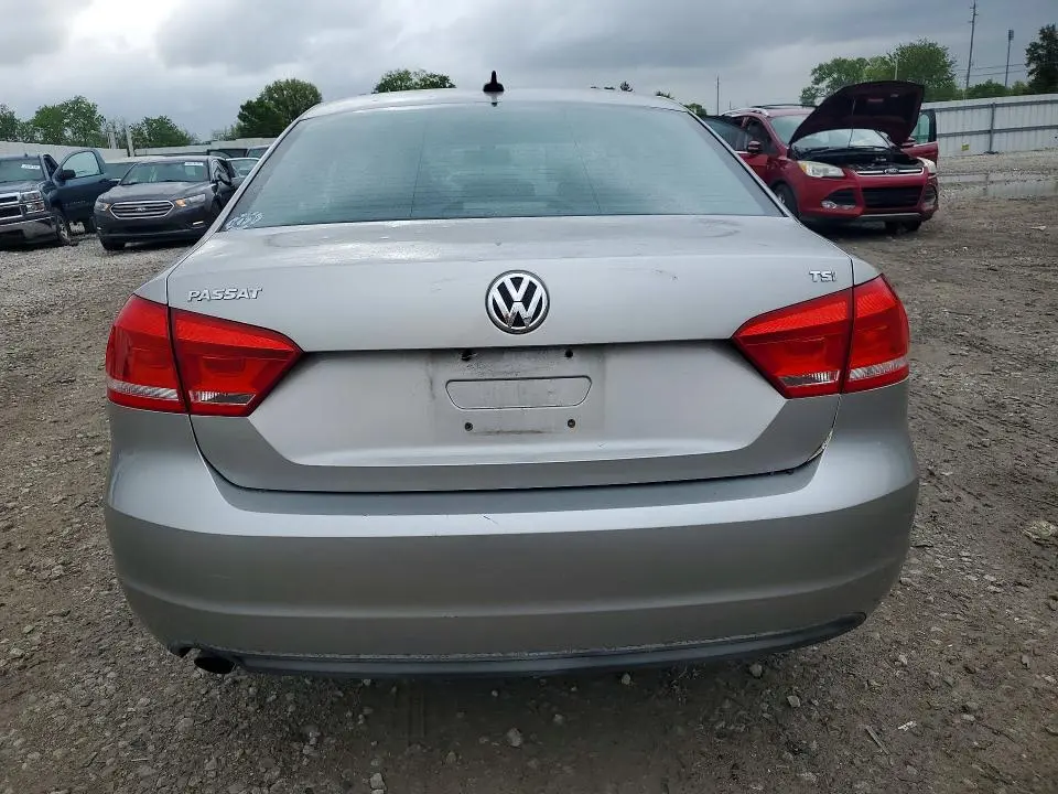 2014 VOLKSWAGEN PASSAT S  