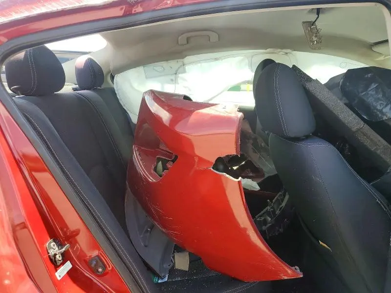 2015 NISSAN VERSA 1.6 SV  