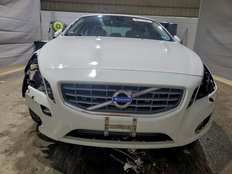 2012 VOLVO S60 T6  