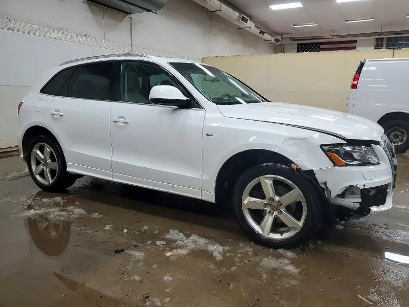 2011 AUDI Q5 PREMIUM PLUS  