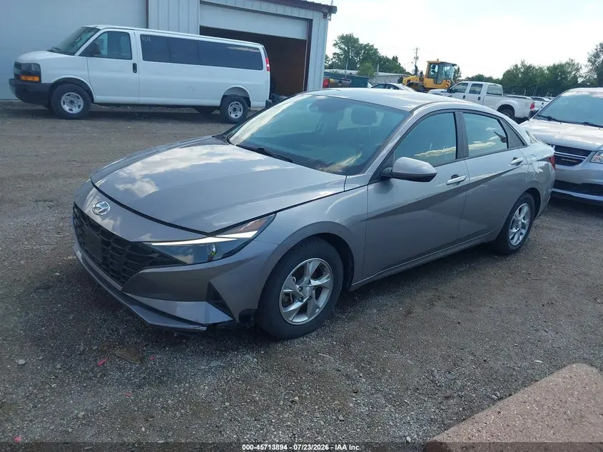 2023 HYUNDAI ELANTRA SE
