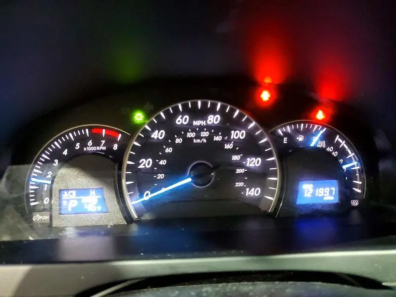 2014 TOYOTA CAMRY LE  