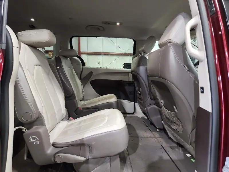 2017 CHRYSLER PACIFICA TOURING L  