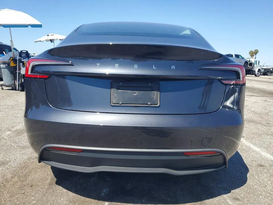2024 TESLA MODEL 3   