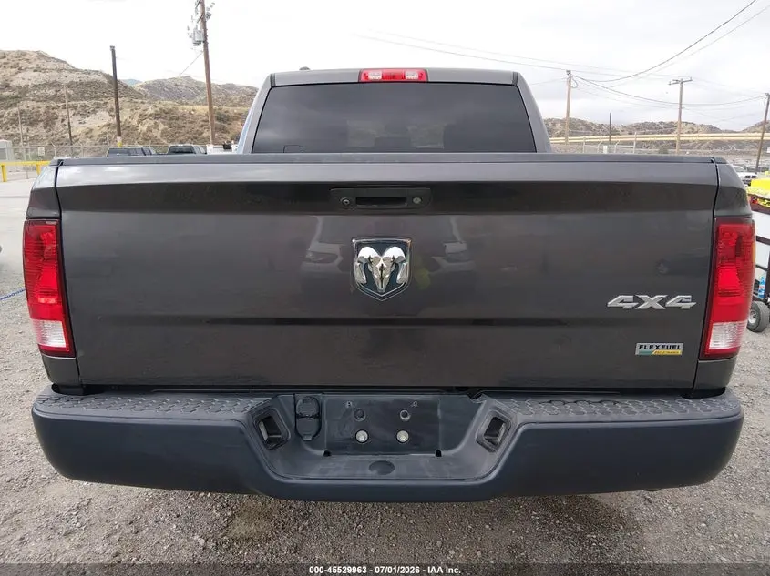2018 RAM 1500 TRADESMAN  4X4 5'7 BOX