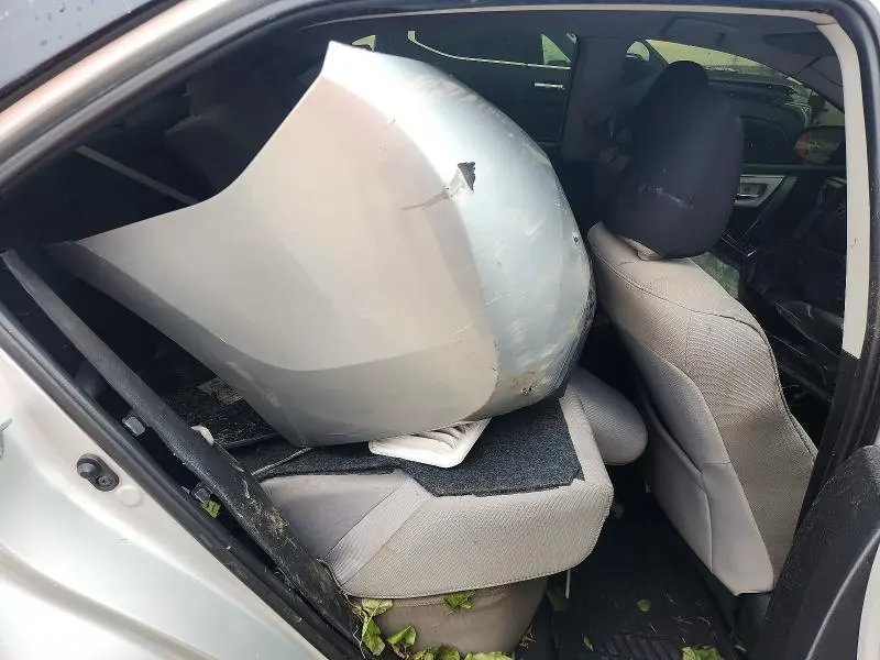 2015 TOYOTA COROLLA LE PLUS  