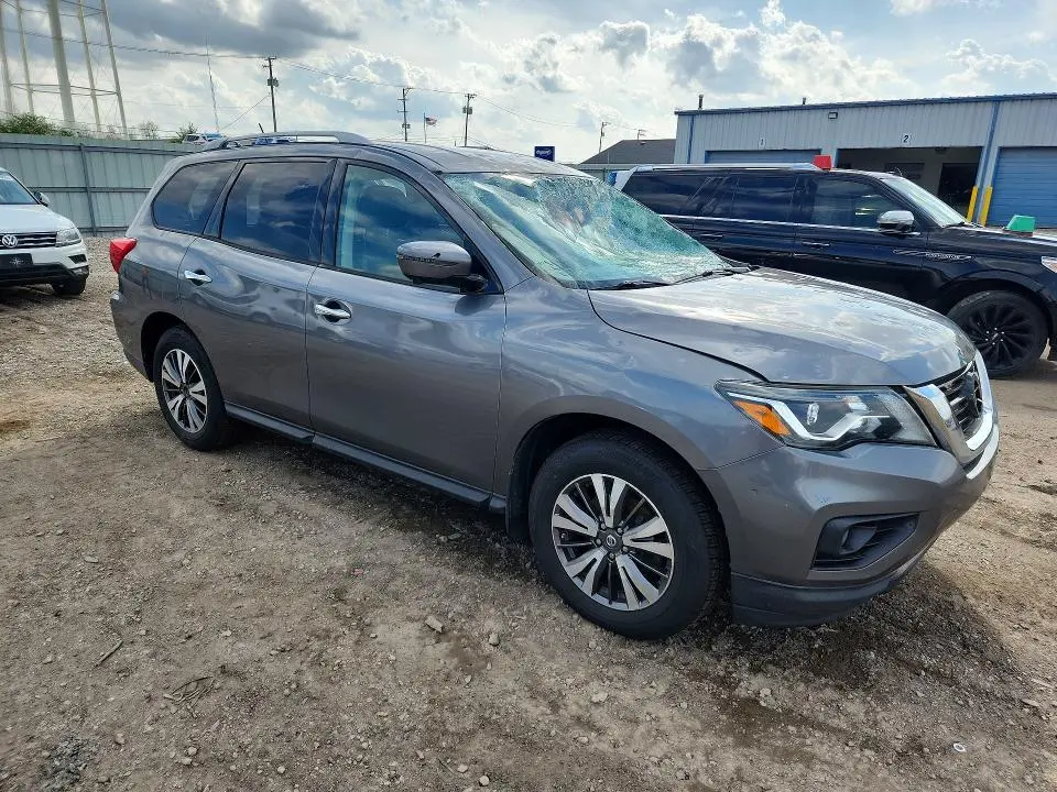 2017 NISSAN PATHFINDER S  