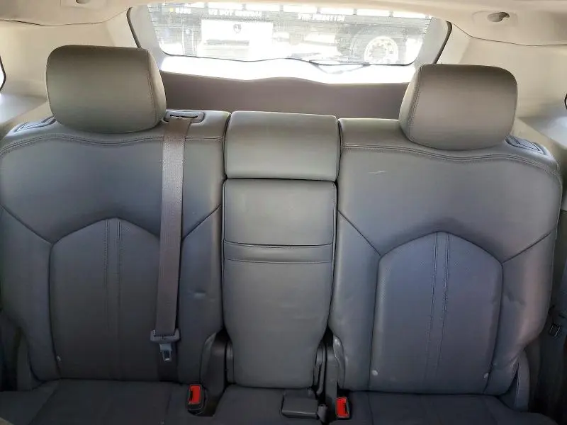 2012 CADILLAC SRX PERFORMANCE COLLECTION  
