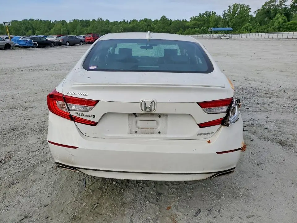 2018 HONDA ACCORD SPORT  