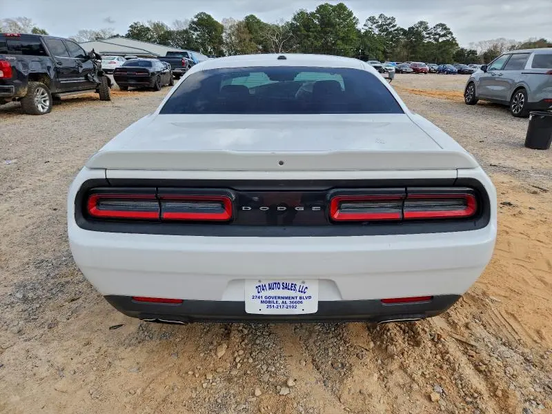 2019 DODGE CHALLENGER SXT  