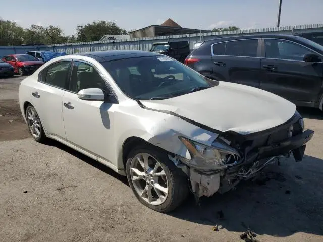 2014 NISSAN MAXIMA S  