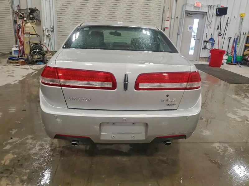 2011 LINCOLN MKZ   