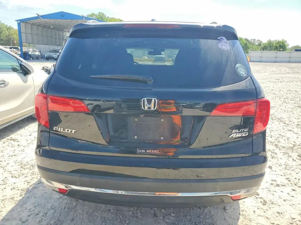 2018 HONDA PILOT ELITE  