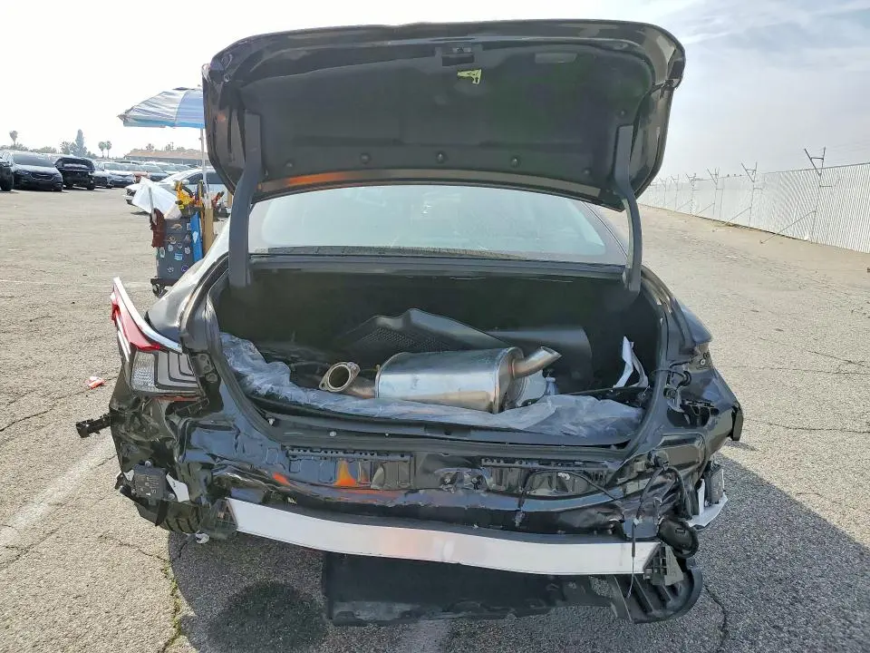 2025 LEXUS ES 300H BASE  