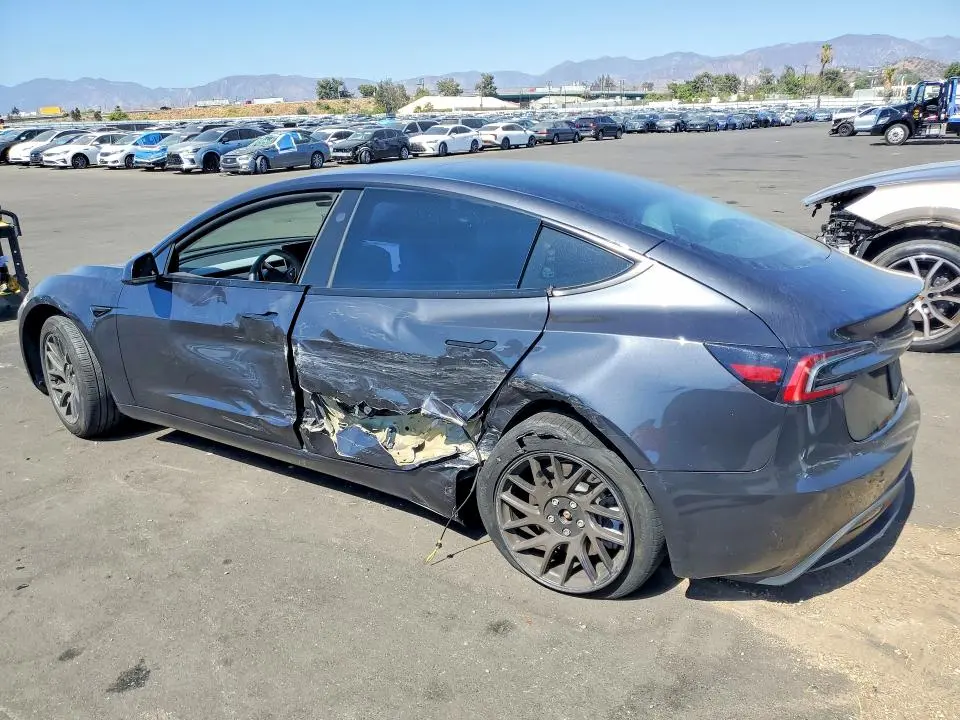 2024 TESLA MODEL 3   