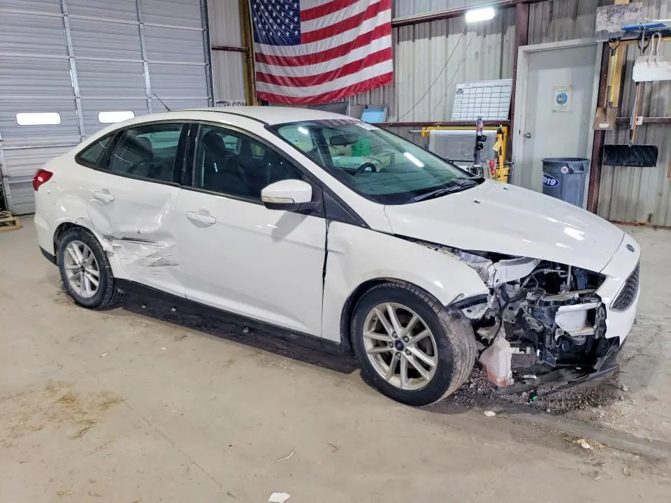 2017 FORD FOCUS SE  