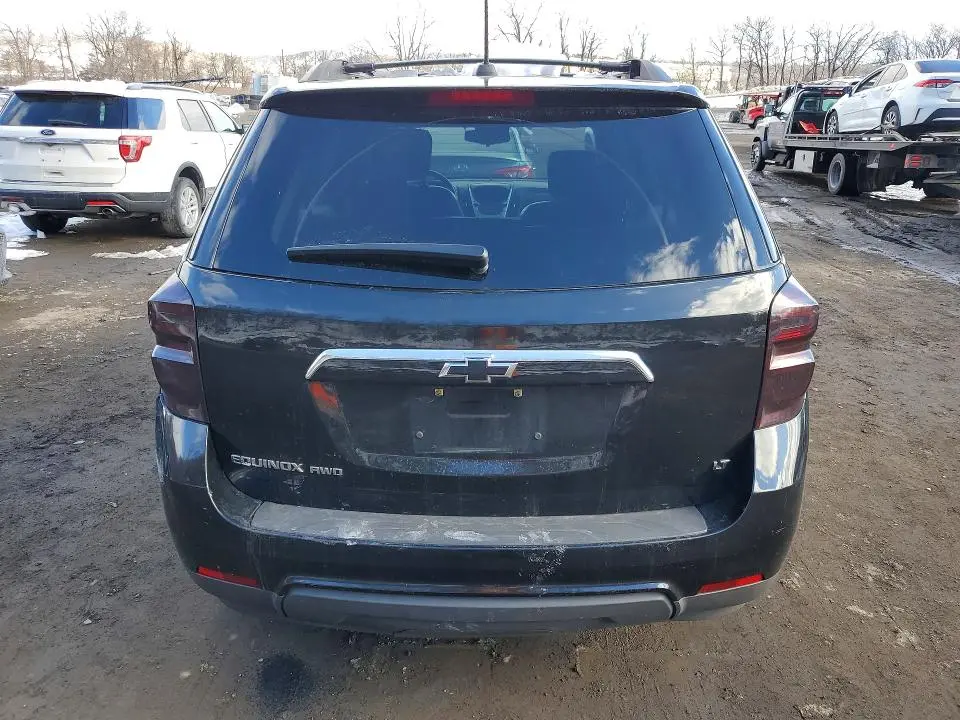 2017 CHEVROLET EQUINOX LT  