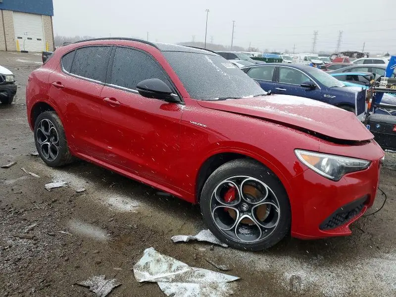 2022 ALFA ROMEO STELVIO TI  