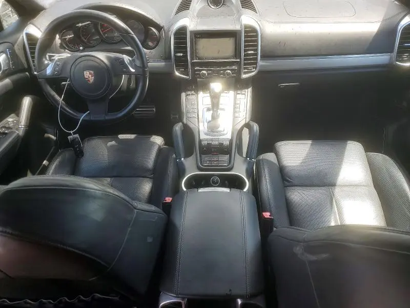 2011 PORSCHE CAYENNE TURBO  