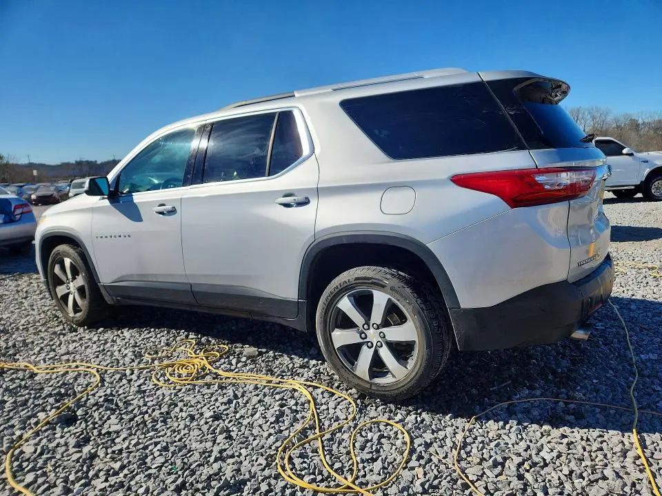 2018 CHEVROLET TRAVERSE LT  