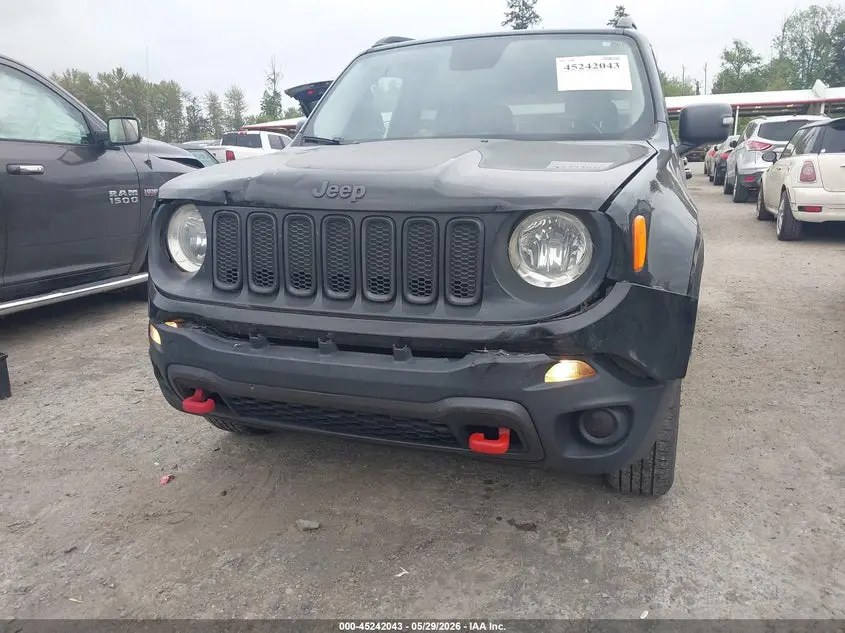 2017 JEEP RENEGADE TRAILHAWK 4X4