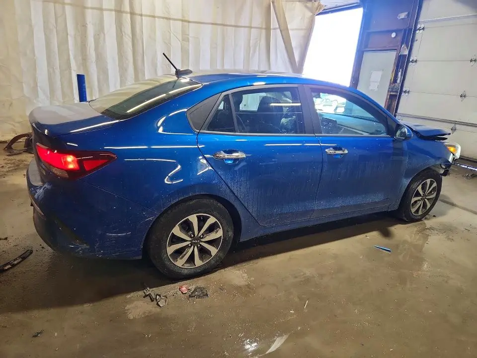 2022 KIA RIO S  