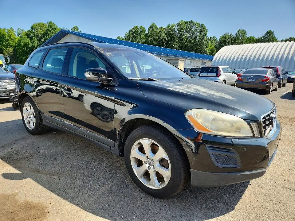 2013 VOLVO XC60 3.2  
