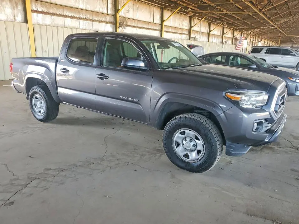 2020 TOYOTA TACOMA SR5  