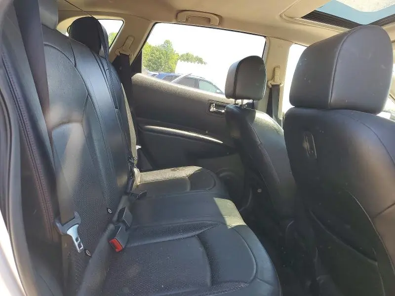 2013 NISSAN ROGUE S  