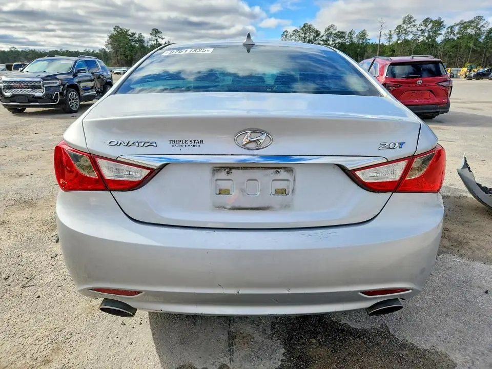 2011 HYUNDAI SONATA SE  