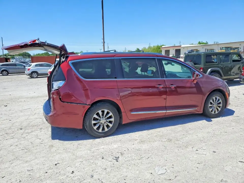 2019 CHRYSLER PACIFICA TOURING L  