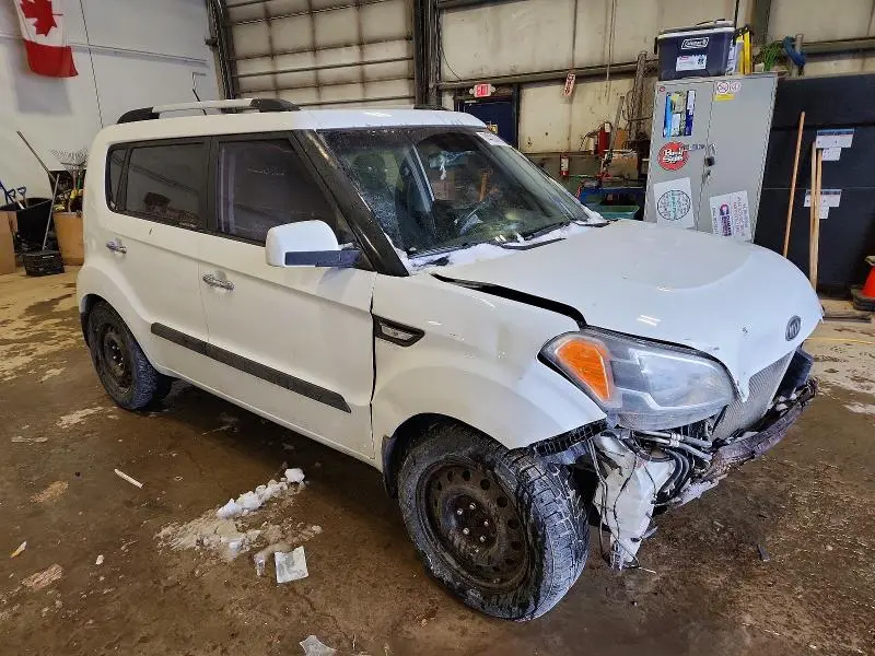 2011 KIA SOUL +  