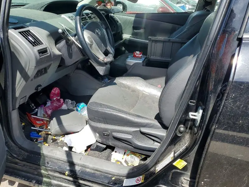 2014 TOYOTA PRIUS V FIVE  