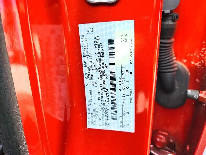 2023 FORD BRONCO BASE  