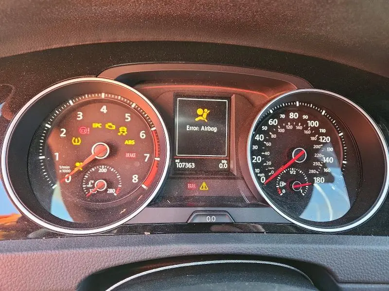 2021 VOLKSWAGEN GTI S  